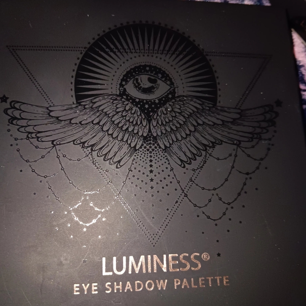 Luminess Eye Shadow Palette
